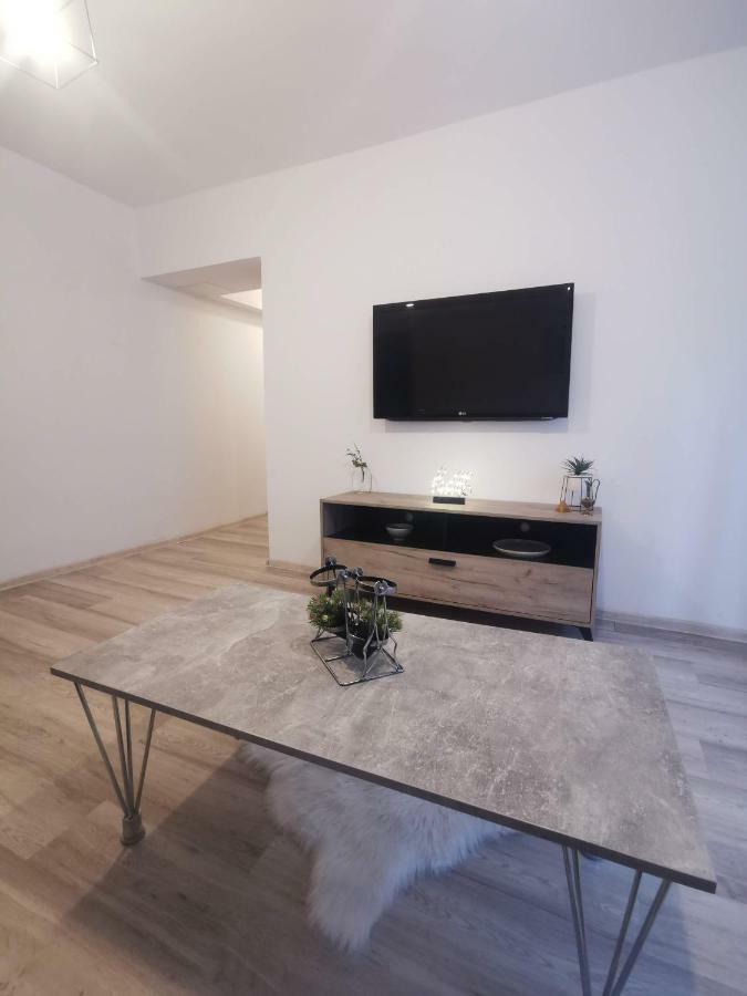 Youth Central Apartment Târgu-Mureş Exteriör bild